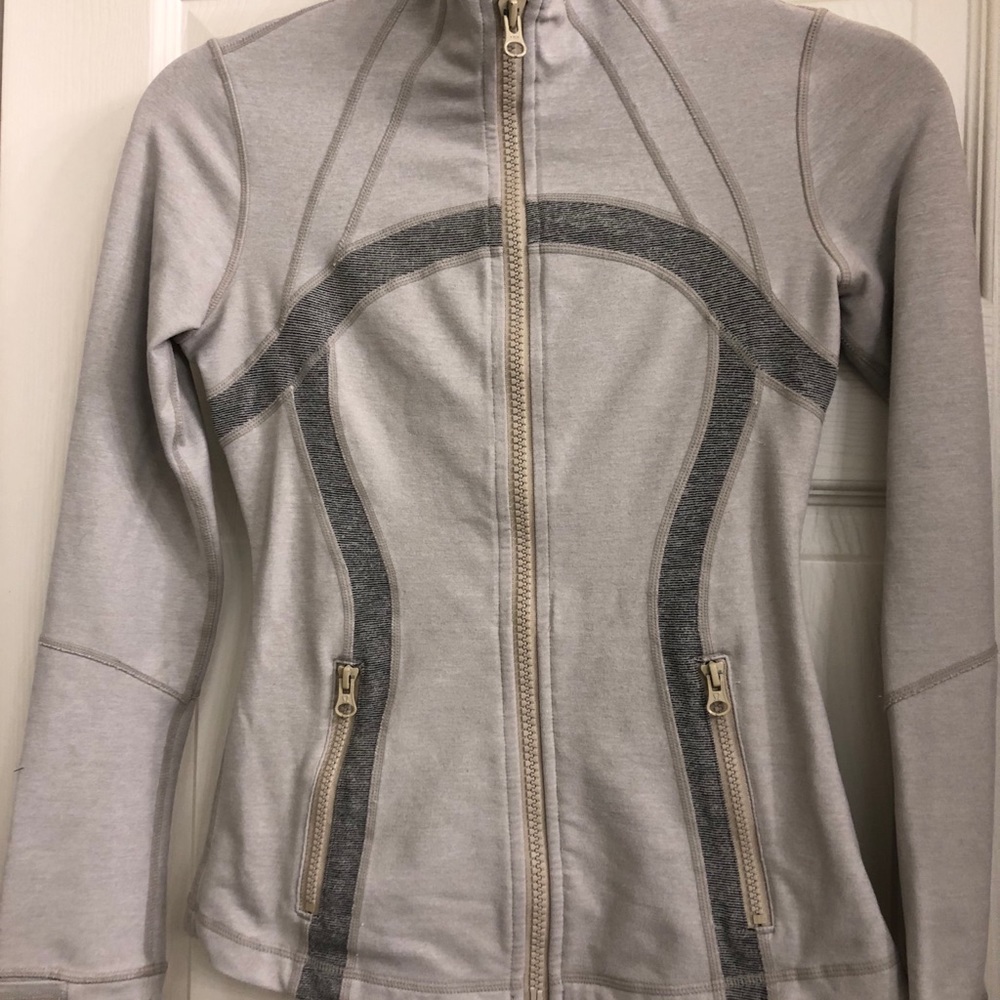 Lululemon grey define jacket size 4